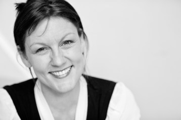 Julie Hawkins 021M.jpg